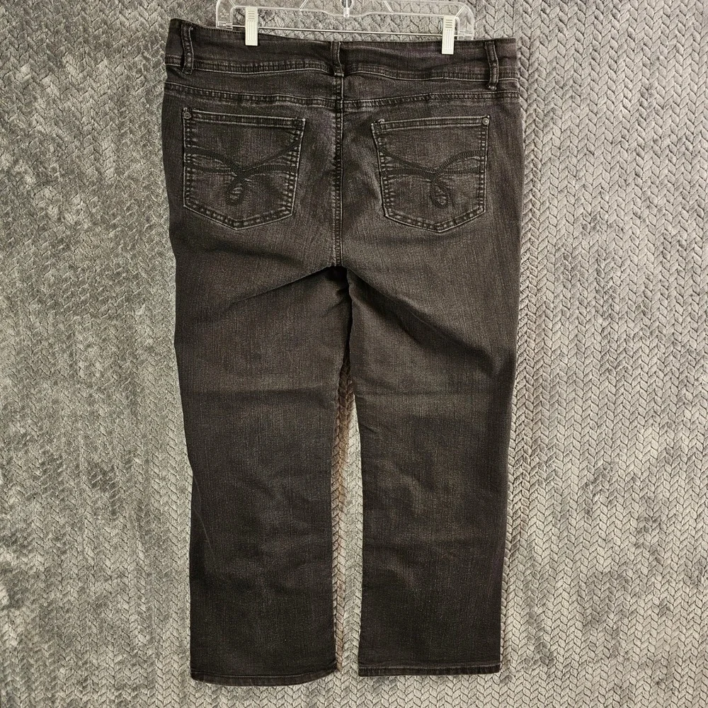 WALLFLOWER Women's Size 16 Plus Short The Luscious Curvy‎ Fit Jeans Black